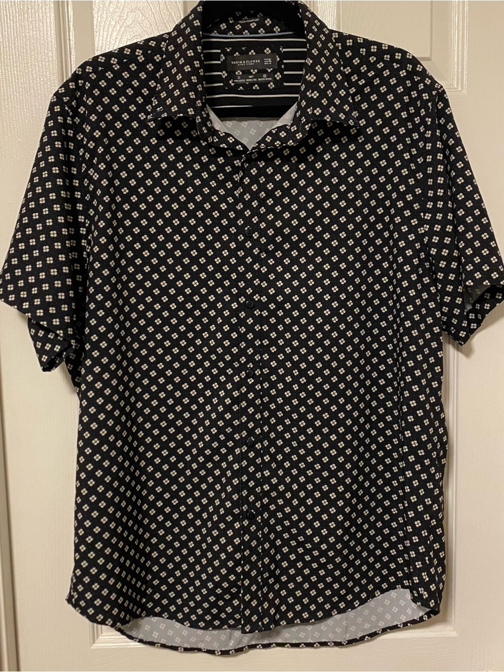 Men's Short Sleeve Floral Dot Shirt